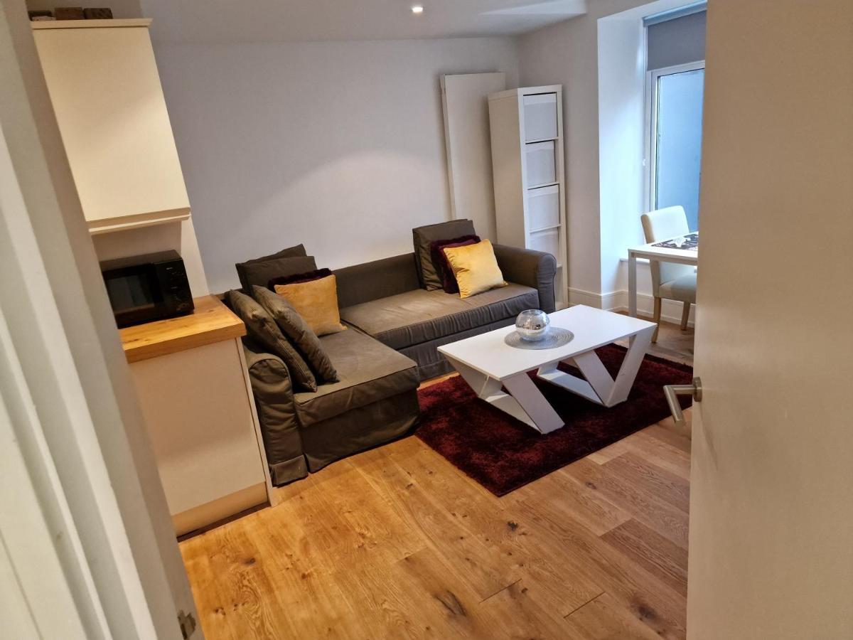Lovely 1-Bed Apartment In London Exterior photo